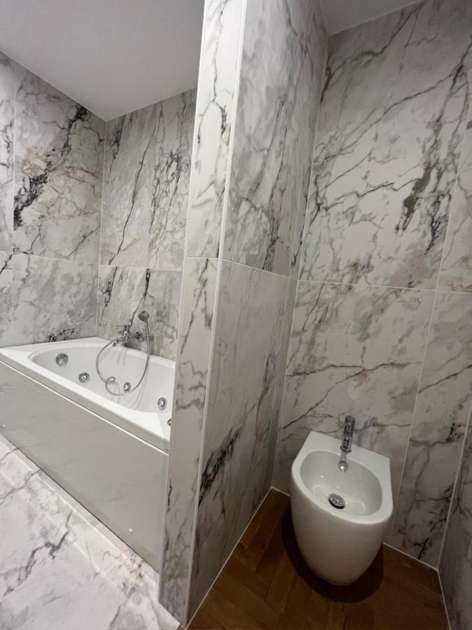 Savoia House, Modern Apartment Near Villa Borghese Roma Esterno foto
